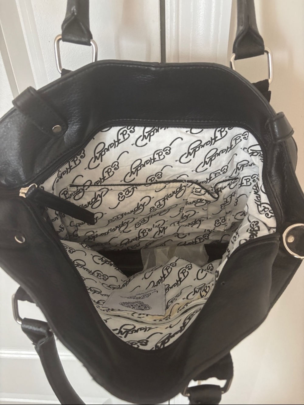 Ed Hardy Y2K Summer bag Black Satchel with Red Heart Skull Graphic - Picture 6 of 10